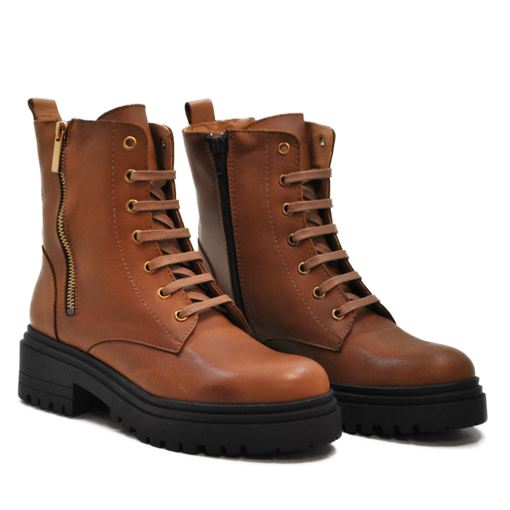 CA-1659 KRUST LEATHER BOOT