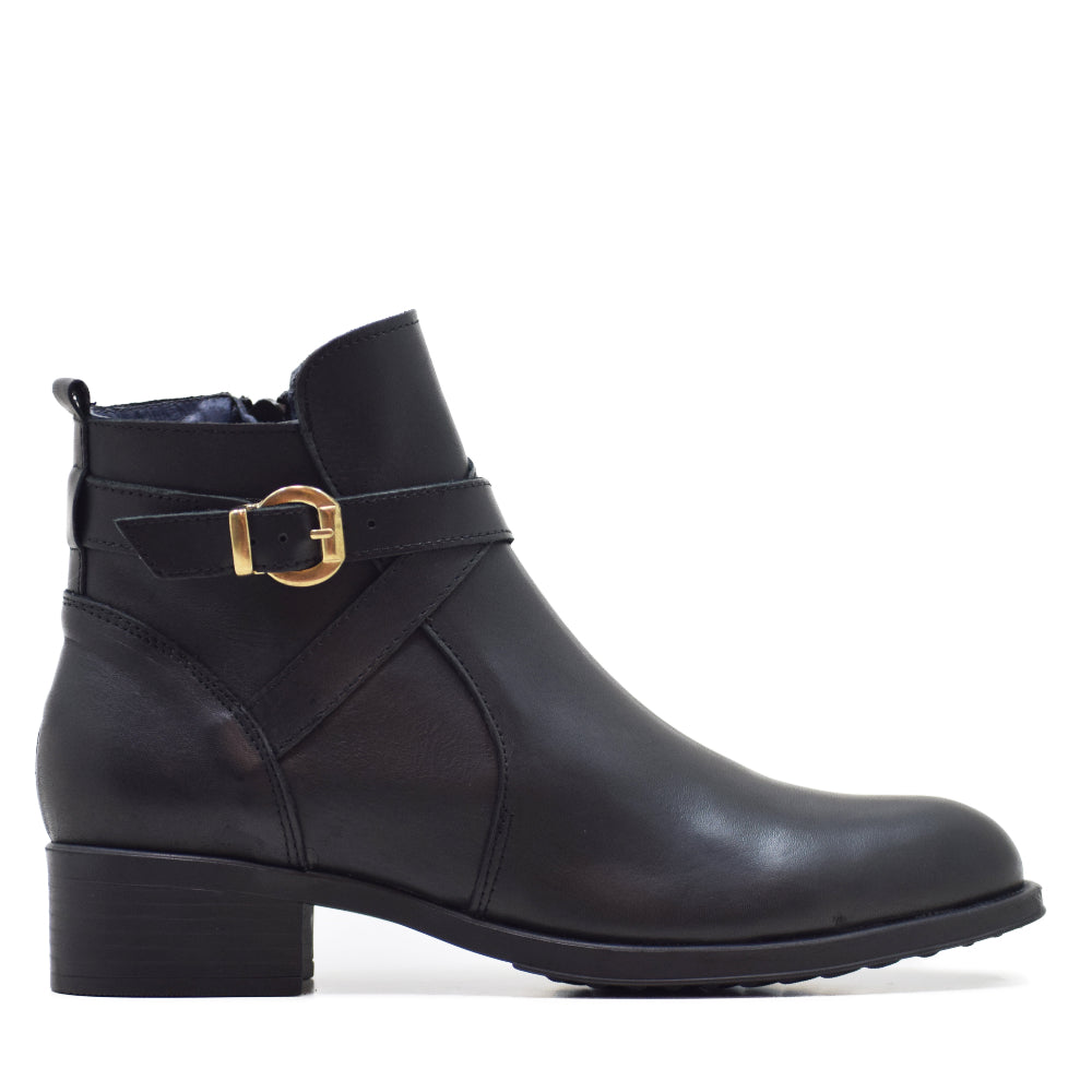 CA-1716 BLACK COY LEATHER BOOT