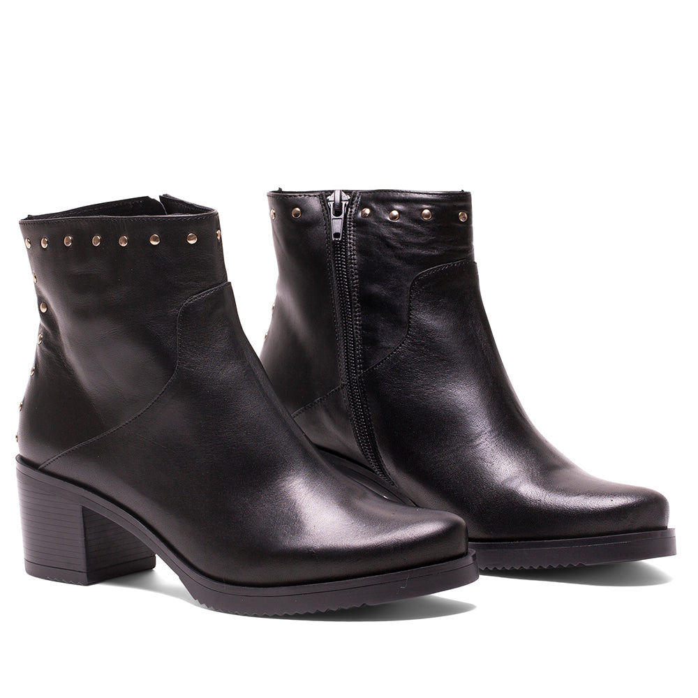 -CA-0098 DIANA BLACK LEATHER BOOT