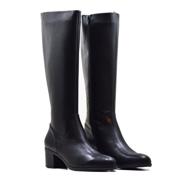 F-4425 BLACK COW LEATHER BOOT