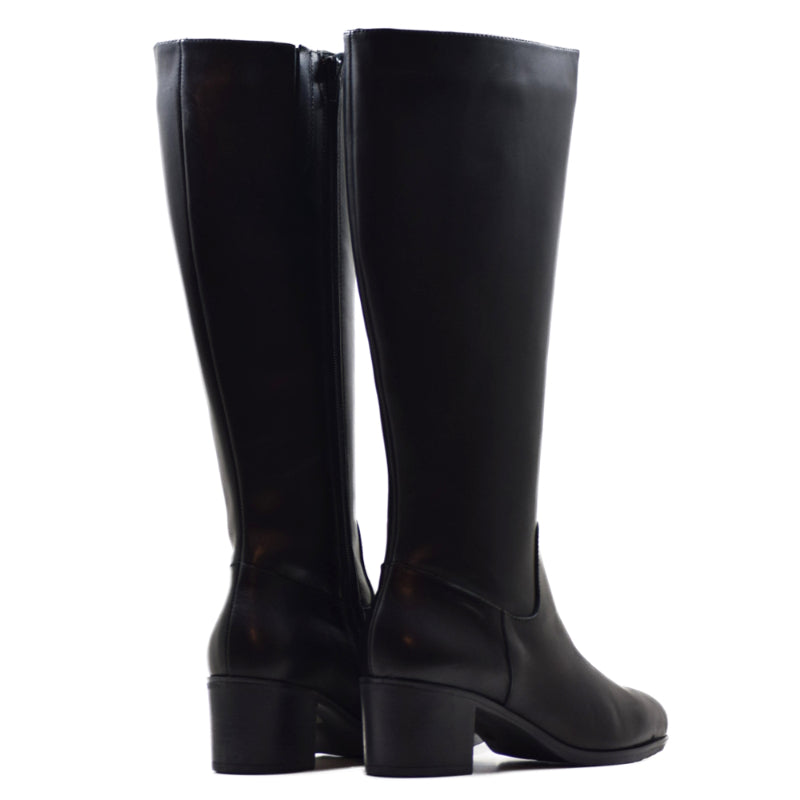 F-4425 BLACK COW LEATHER BOOT