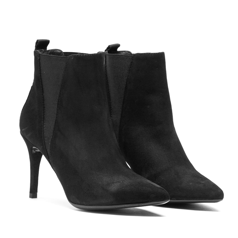 BOTIN ASUN ANTE NEGRO